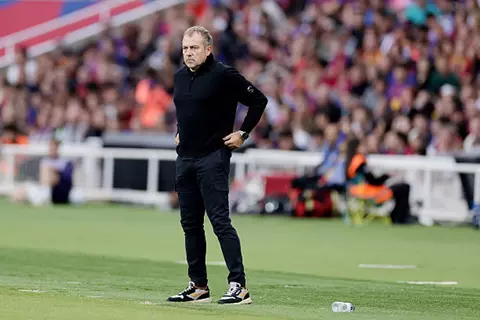 أشاد بـ3 لاعبين.. ماذا قال فليك بعد فوز برشلونة على ريال سوسيداد؟